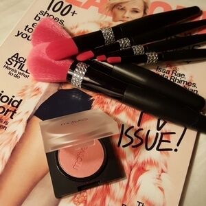 MOTIVES by Loren Ridinger & Lala blush.